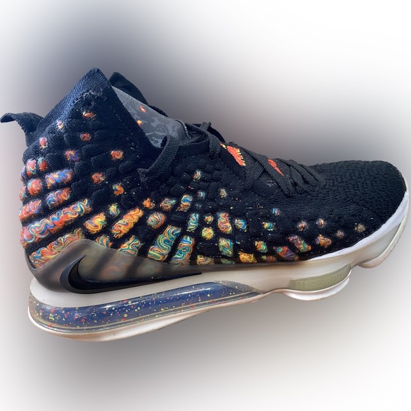 Men’s Size 9 Lebron James Gang Nikes - Picture 2 of 5